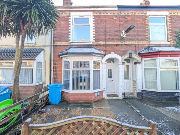 2 bed property, in Eddlethorpe Villas, £75,000