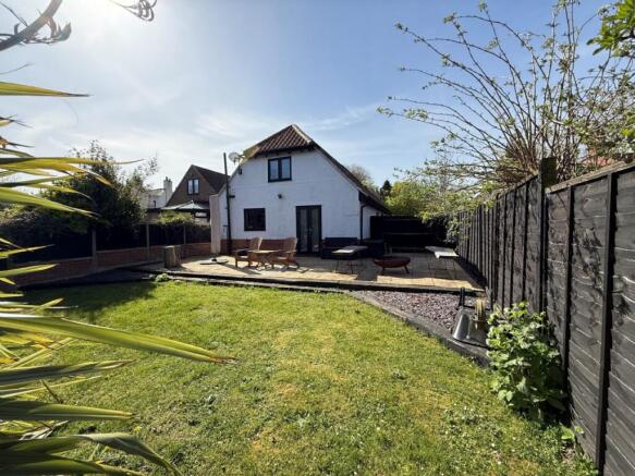 3 bed property, in The Street, £495,000