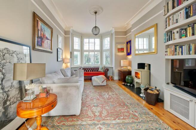 2 bed property, in St. Quintin Avenue, £1,250,000
