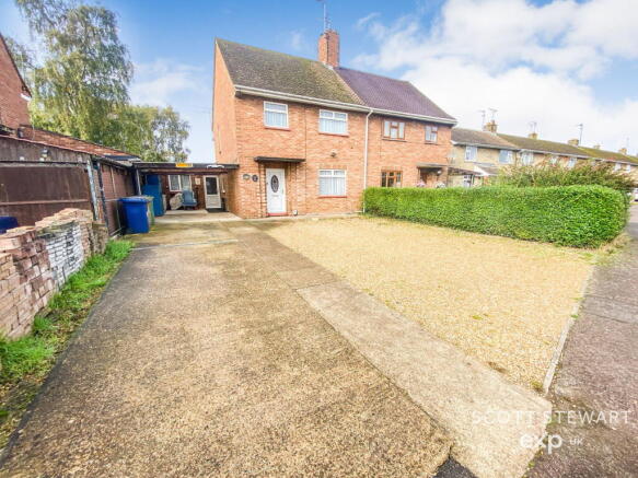 3 bed property, in Victory Avenue, £220,000
