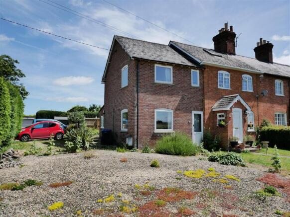 2 bed property, in Horsepool, £279,000