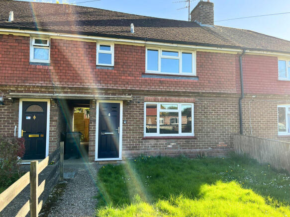 3 bed property, in Skyllings, £245,000