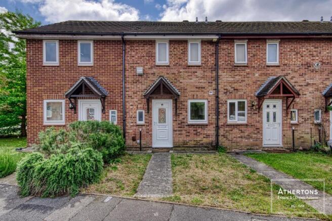 2 bed property, in Gunville Crescent, £290,000