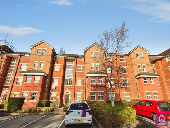 2 bed property, in School Lane, £230,000