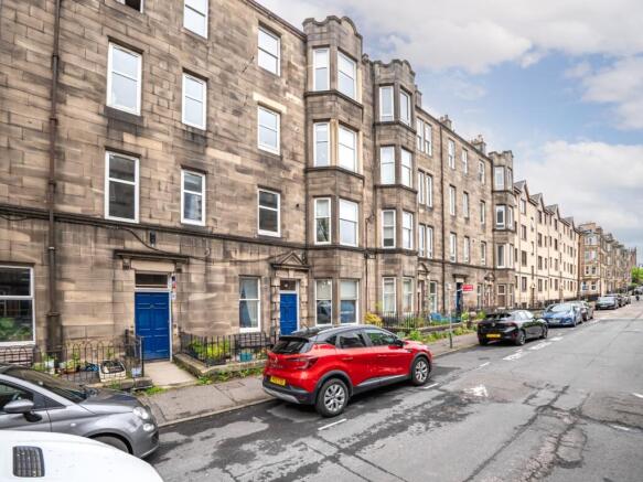 1 bed property, in 59 (1F2) Harrison Road, £260,000