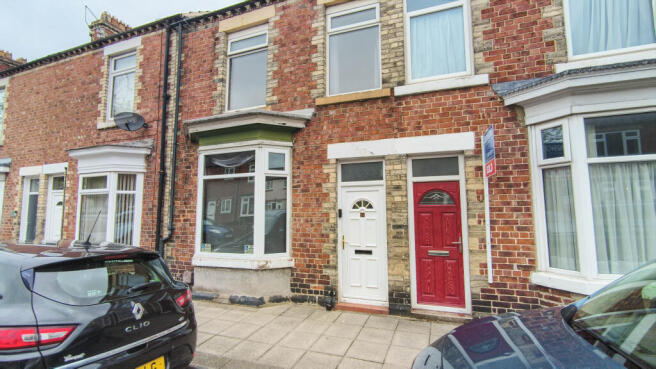 3 bed property, in Durham Street, £72,000