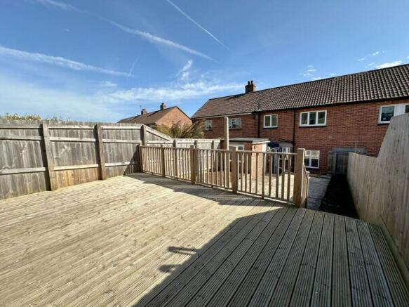 3 bed property, in Newlands, £240,000