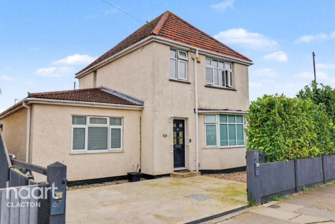 4 bed property, in Severn Road, £300,000