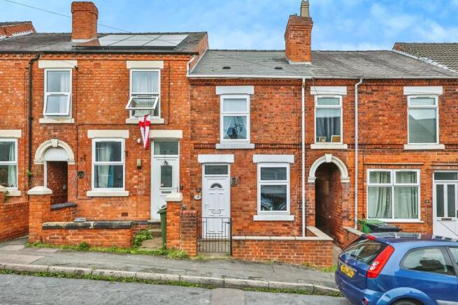 3 bed property, in Sedgwick Street, £160,000