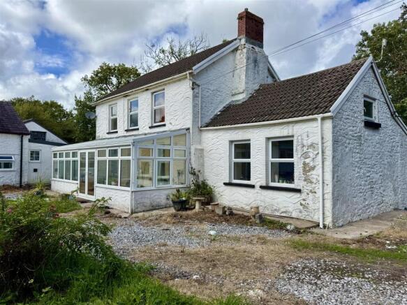 3 bed property, in Golden Grove, £395,000