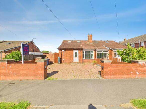 1 bed property, in Ravenspur Road, £190,000