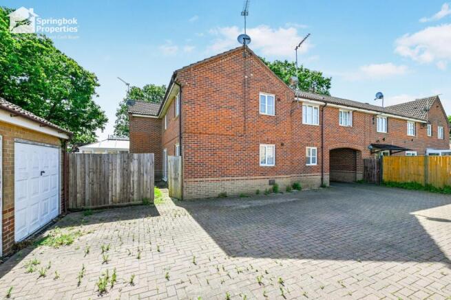 3 bed property, in Bader Close, £172,000