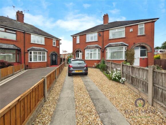 2 bed property, in Curzon Road, £90,000