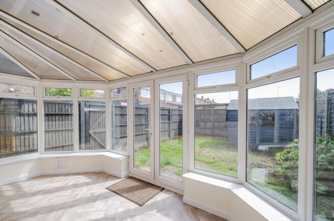 3 bed property, in St James Way, £288,000