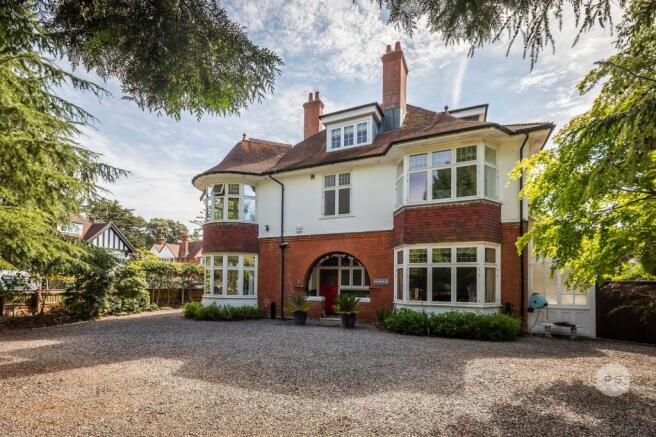 6 bed property, in Rossgarth, £1,650,000