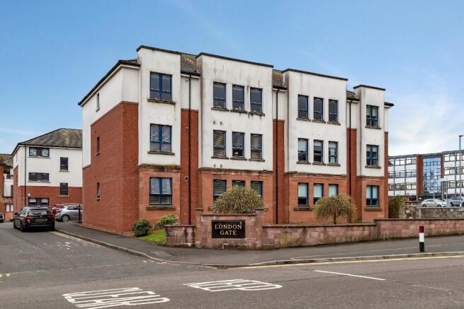 2 bed property, in London Gate, £99,995