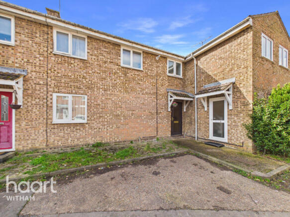 2 bed property, in Longfield, £240,000