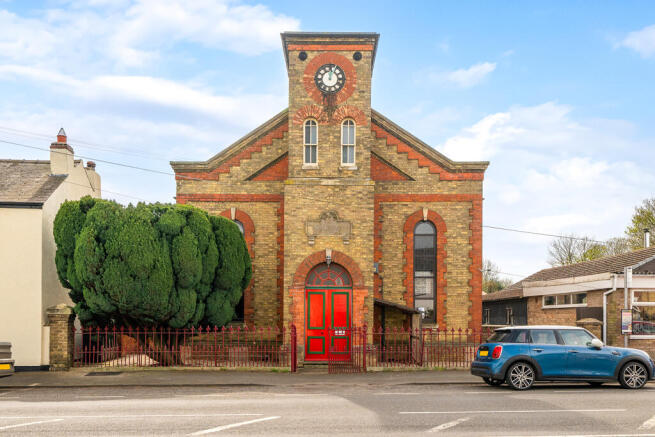 2 bed property, in The Chapel, £150,000