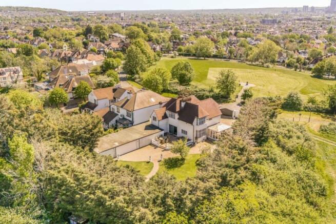 4 bed property, in Pollards Hill North, £1,500,000