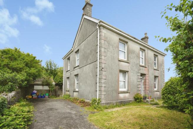 4 bed property, in Stannary Road, £240,000