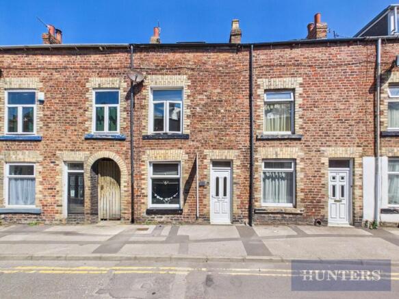 4 bed property, in Nelson Street, £125,000