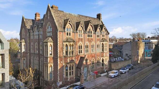 Land, in Winchester House, £5,000,000