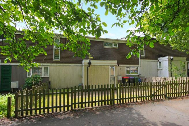 3 bed property, in Spring Meadow, £125,000