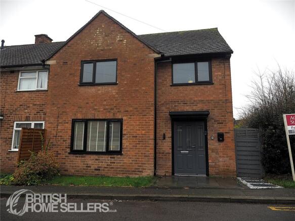 4 bed property, in Temple Avenue, £340,000