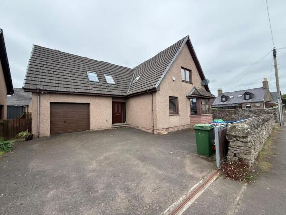 4 bed property, in Watson Street, £230,000