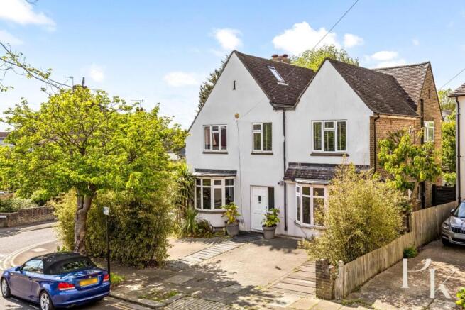 5 bed property, in Lloyd Road, £1,000,000
