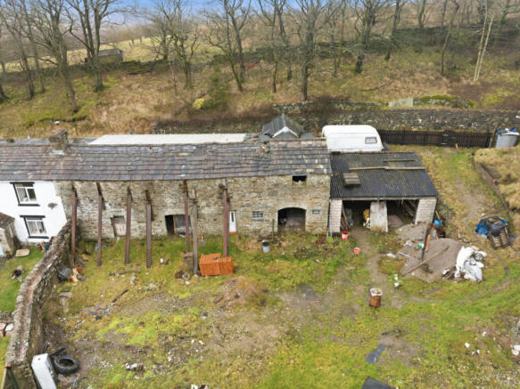 3 bed property, in North Stainmore, £100,000