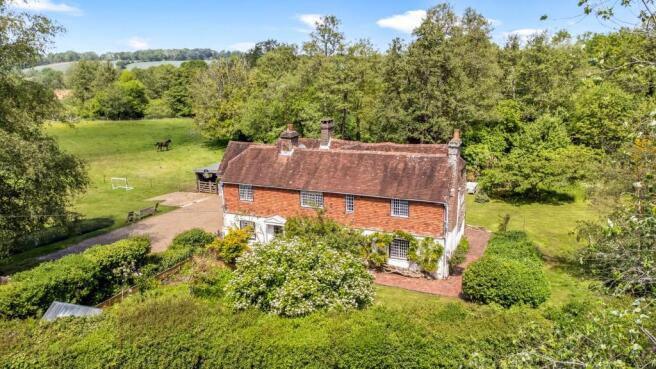 5 bed property, in Withyham, £1,100,000