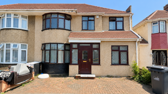 6 bed property, in Lady Margaret Road, £800,000
