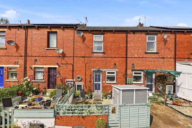 2 bed property, in Leadwell Lane, £144,950