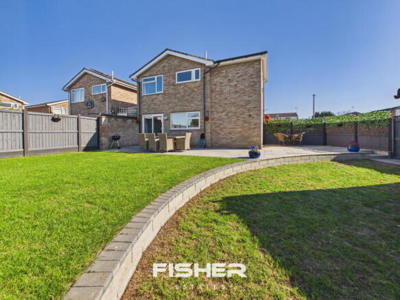 4 bed property, in Nelson Gardens, £460,000