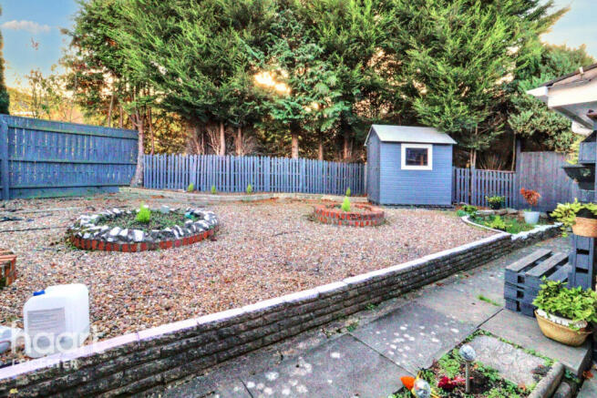 3 bed property, in Ainsdale Road, £400,000