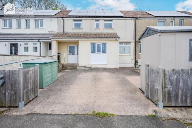 3 bed property, in Samsons Avenue, £140,000