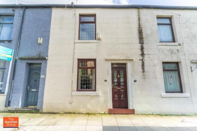 2 bed property, in Worrall Street, £110,000