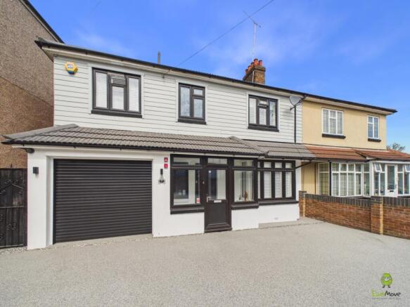 4 bed property, in Northall Road, £700,000