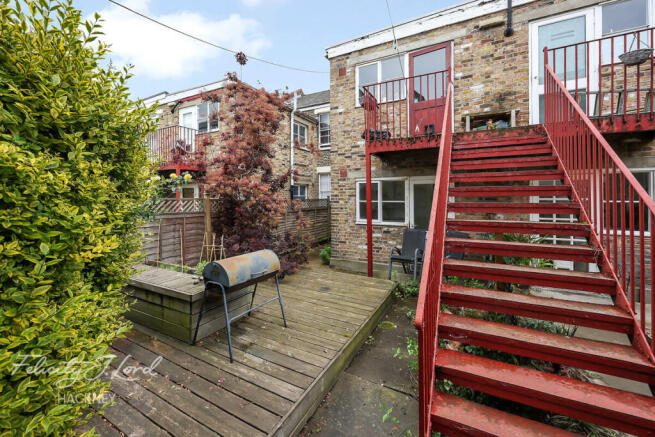 1 bed property, in Seal Street, £440,000