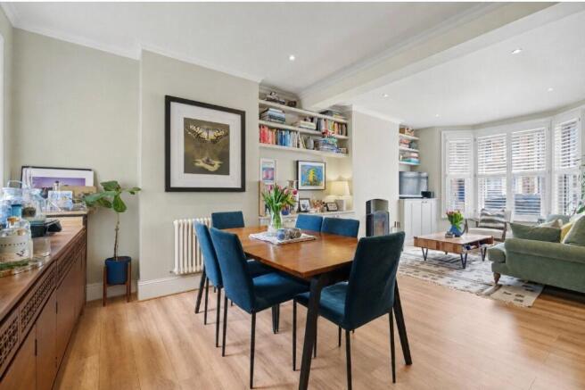 3 bed property, in St Margarets Road, £950,000