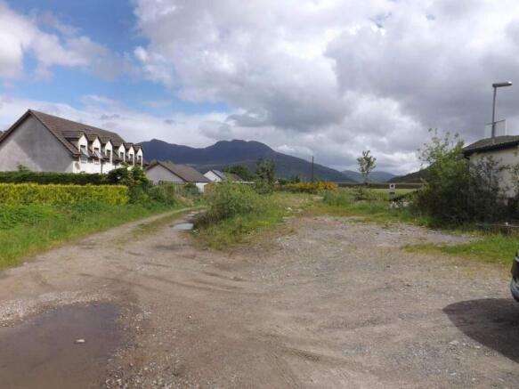Land, in Station Yard, £45,000