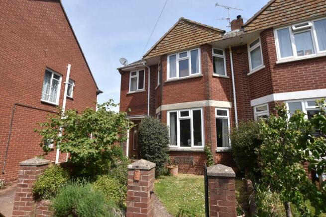 3 bed property, in Wayland Avenue, £500,000