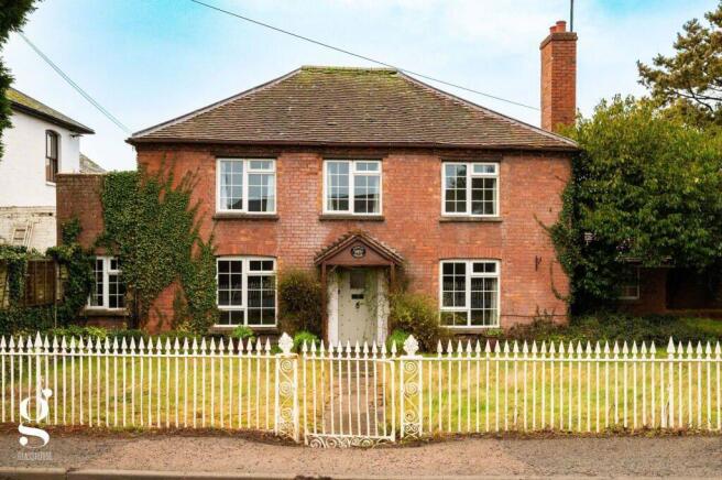 3 bed property, in Bartestree, £460,000