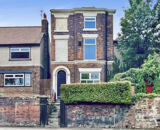 4 bed property, in Church Road, £200,000