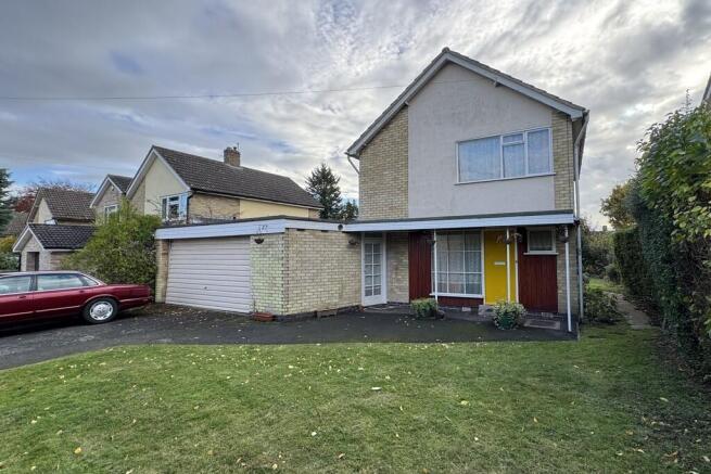 3 bed property, in Beechwood Avenue, £375,000