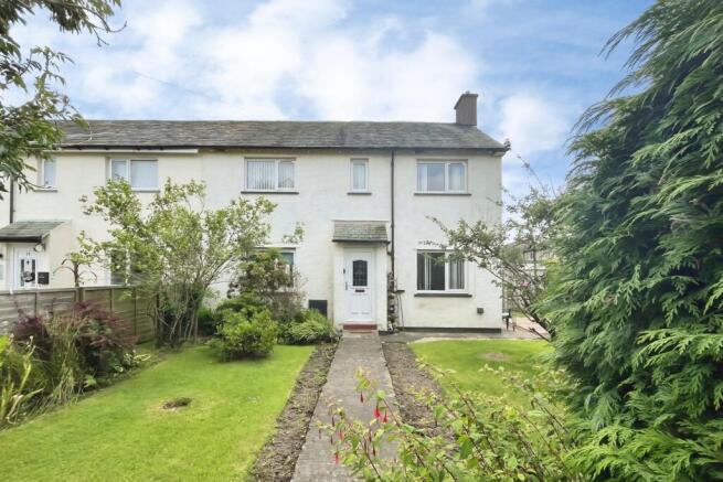 3 bed property, in Kirkland Avenue, £145,000
