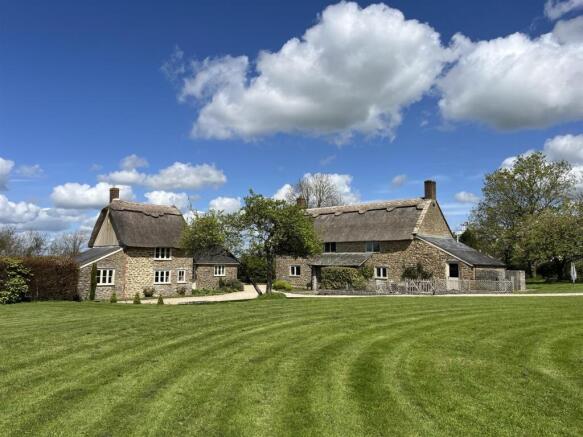 4 bed property, in Back Drove, £1,100,000