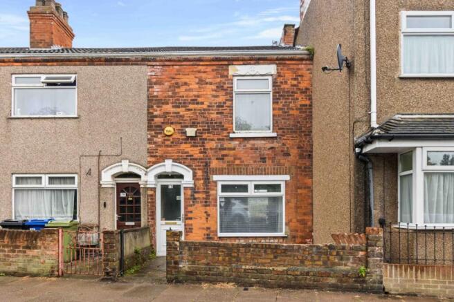 3 bed property, in Haven Avenue, £68,000