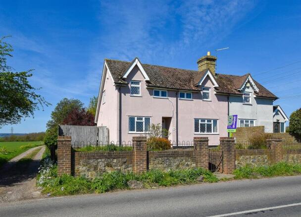 4 bed property, in Bull Lane, £475,000